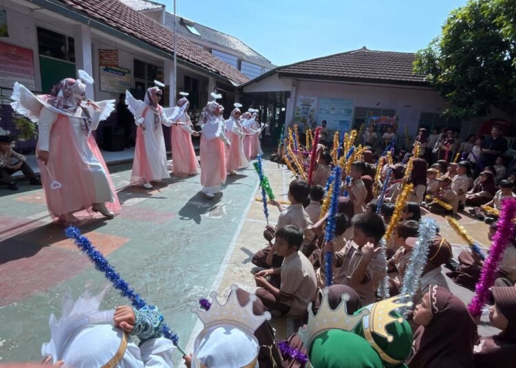 SDN Roda Kota Bogor Tutup MPLS dengan Demo Ekstrakurikuler