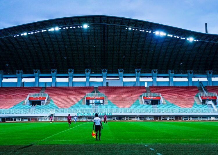 Tiga Hari Jelang AFF, Perbaikan Stadion Pakansari Belum Rampung