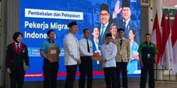 Menko Muhaimin Iskandar Dorong PMI Cianjur Beralih ke Sektor Formal