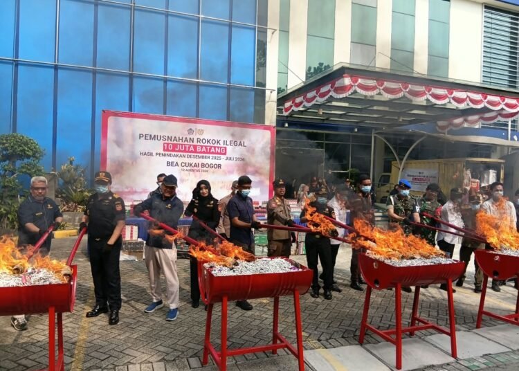 Bea Cukai Bogor Musnahkan 10 Juta Batang Rokok Ilegal