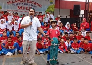 PORSESOSI Goes to School Buka Jalan Atlet Muda Skateboard dan Sepatu Roda di Cianjur