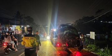 Kecelakaan Beruntun 5 Kendaraan di Puncak Cianjur, 2 Tewas 9 Luka