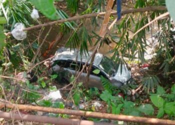 Sopir Ngantuk, Mobil Terperosok ke Jurang di Jalan Raya Cilebut Kota Bogor