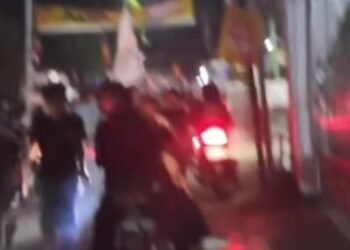Gesekan Bobotoh & Jakmania Pecah Usai Nobar Semifinal Piala Presiden Pecah