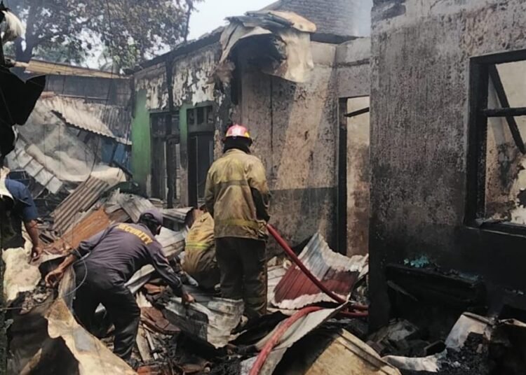 Kebakaran di Cileungsi, 6 Rumah dan 2 Motor Ludes
