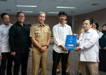 Tebus Ijazah, DPRD dan Pemkot Bogor Bantu Ratusan Siswa
