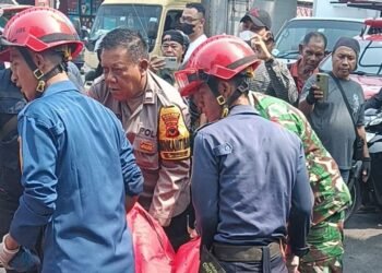 Mayat Perempuan Diduga ODGJ Ditemukan Mengapung di Kali Baru Cibinong