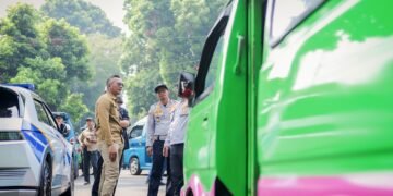 39 Angkot dan AKDP Terjaring Operasi Gabungan di Jalan Siliwangi 