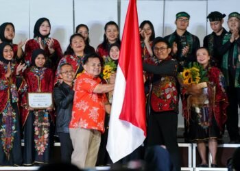 Adityawarman Adil Lepas Delegasi PSM Agria Suara IPB ke Korea Selatan