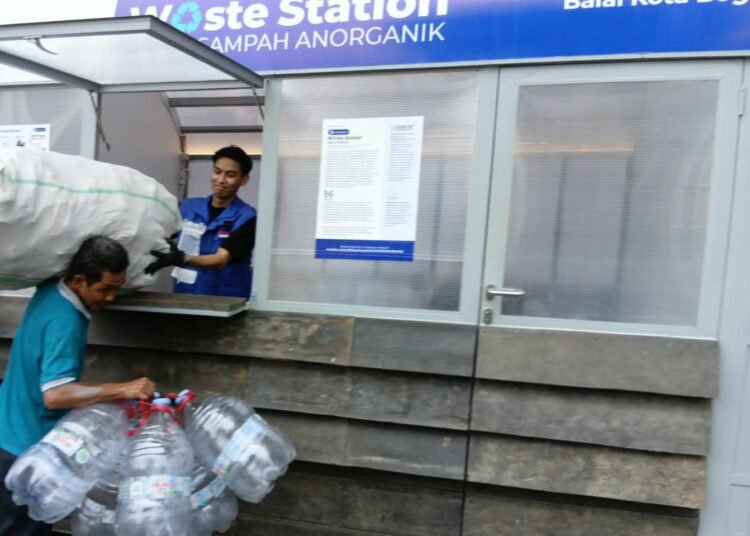 Waste Station Berbahan Material Daur Ulang Hadir di Balai Kota Bogor