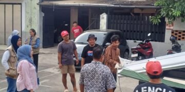 Peduli Korban Kebakaran Bondongan, Dadang Senjaya Salurkan Bantuan Material