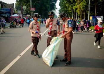 Pramuka Kota Bogor Turun ke Jalan, Edukasi Warga Pilah Sampah di World Cleanup Day 2026