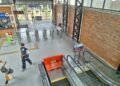 Setahun Dibiarkan Rusak, Eskalator Skybridge Stasiun Bojonggede “Siksa” Masyarakat 