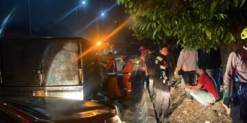 Microsleep, Sopir Carry Tabrak Mobil Mogok di Sholeh Iskandar