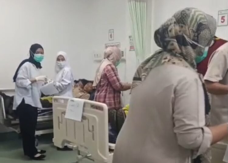 Breaking News! 80 Orang di SMPN 2 Cisarua Puncak Diduga Keracunan MBG