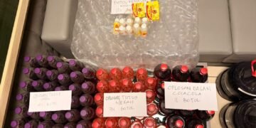 Gudang Miras Oplosan di Citamiang Digerebek! 198 Botol & 75 Liter dalam Galon Disita, Pemilik Diciduk